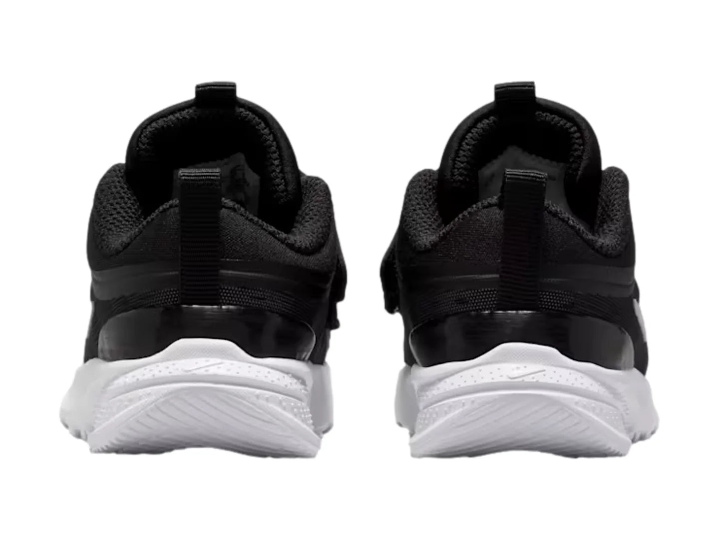 Tenis Nike Star Runner 5 Negro y Blanco para Niño