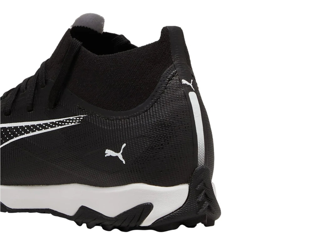 Tenis de Fútbol PUMA Ultra 5 Match TT Negro para Hombre