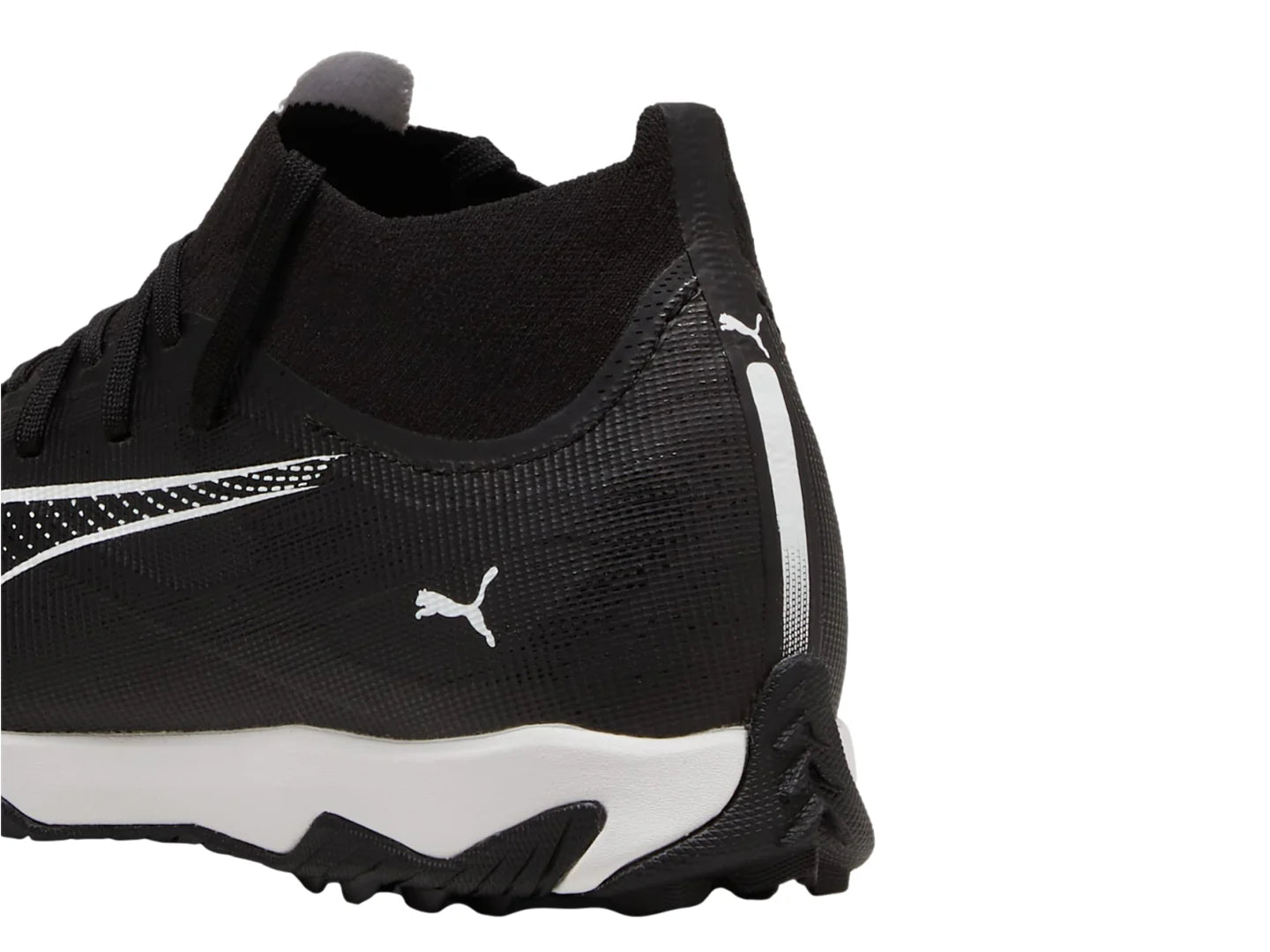 Tenis de Fútbol PUMA Ultra 5 Match TT Negro para Hombre