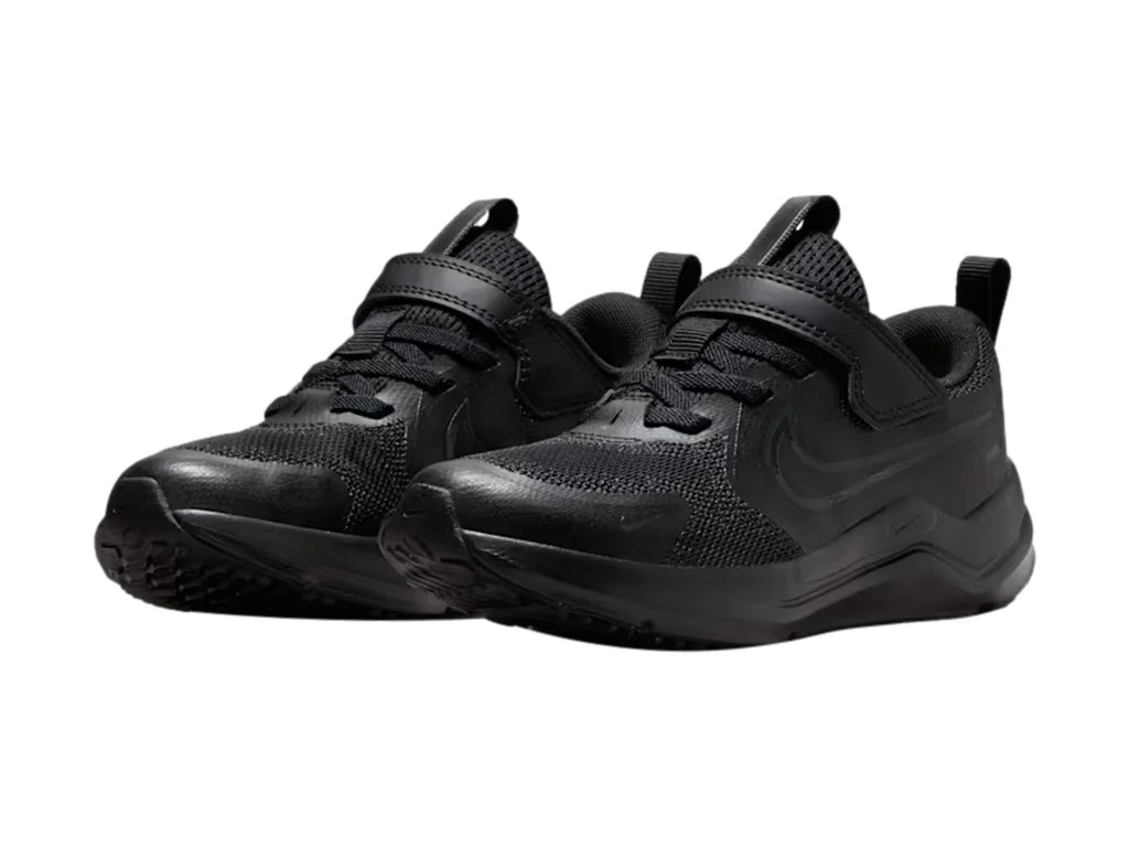 Tenis Nike Cosmic Runner Negro para Niño