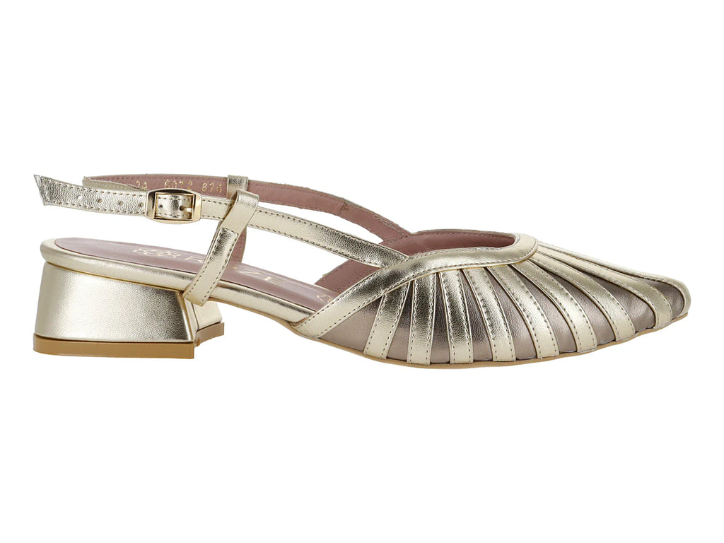 Zapatillas Tacones Cerrados Roze Color Oro Inglés para Mujer