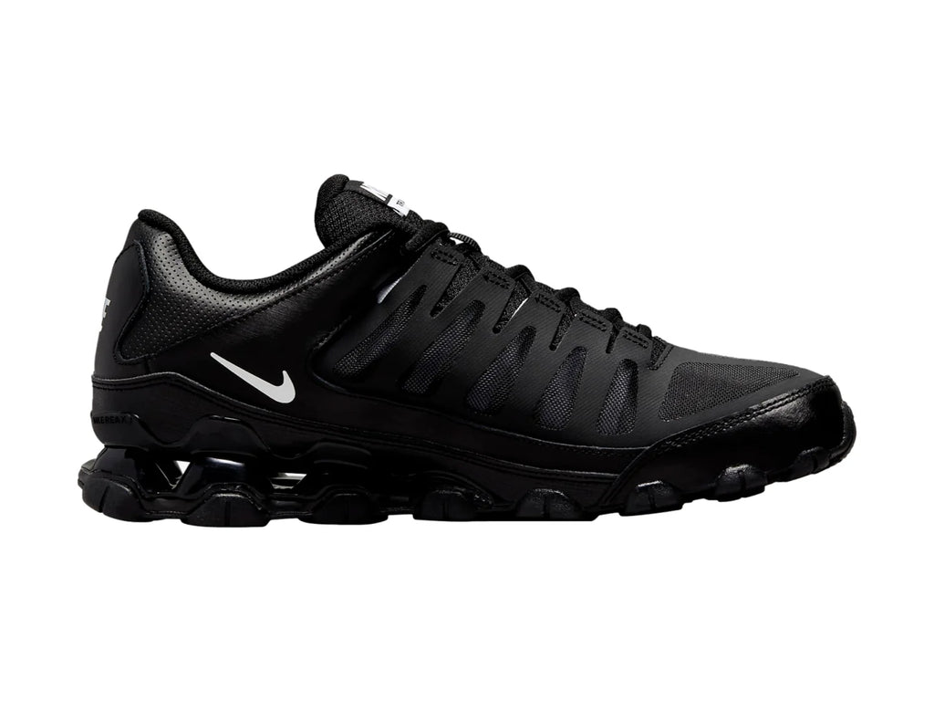 Tenis Nike Reax 8 TR Mesh Negro y Blanco para Hombre